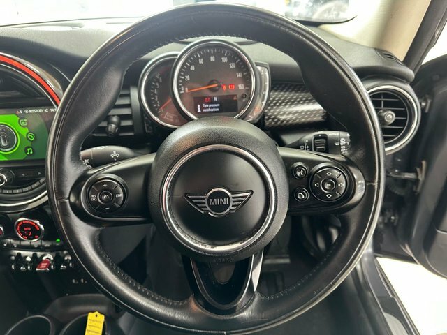 Mini Hatch 2.0 Cooper S Hatchback Euro 6 S LG18UJF Grey #4