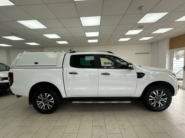 Ford Ranger 2.0 Ecoblue Wildtrak Pickup Double Cab AK21TKN White #2