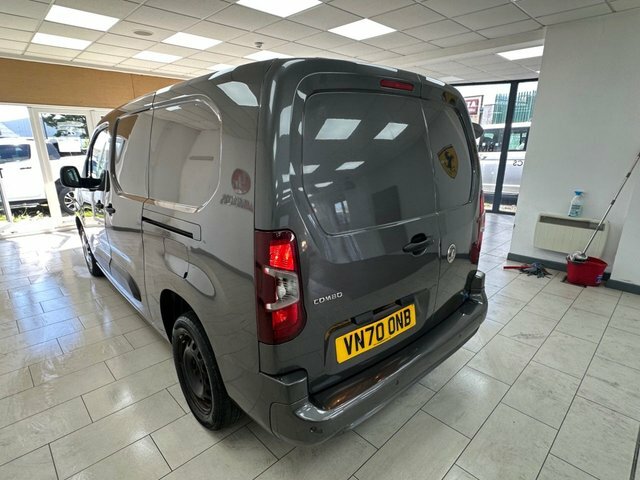 Vauxhall Combo 1.5 Turbo D 2300 Sportive Crew Van Double Cab VN70ONB Grey #5