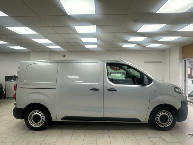 Citroen Dispatch 1.6 Bluehdi 1000 Enterprise M Panel Van 6Dr Silver #2