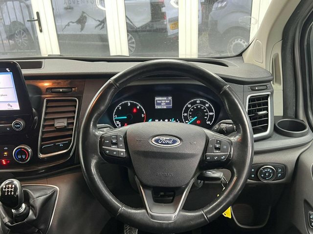 Ford Transit Custom 2.0 320 Ecoblue Limited Crew Van Double Cab Di BP68SHJ Silver #3