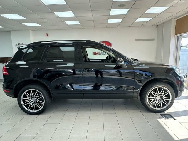 Volkswagen Touareg 3.0 Tdi V6 Bluemotion Tech Escape Suv T FJ16YOD Black #2