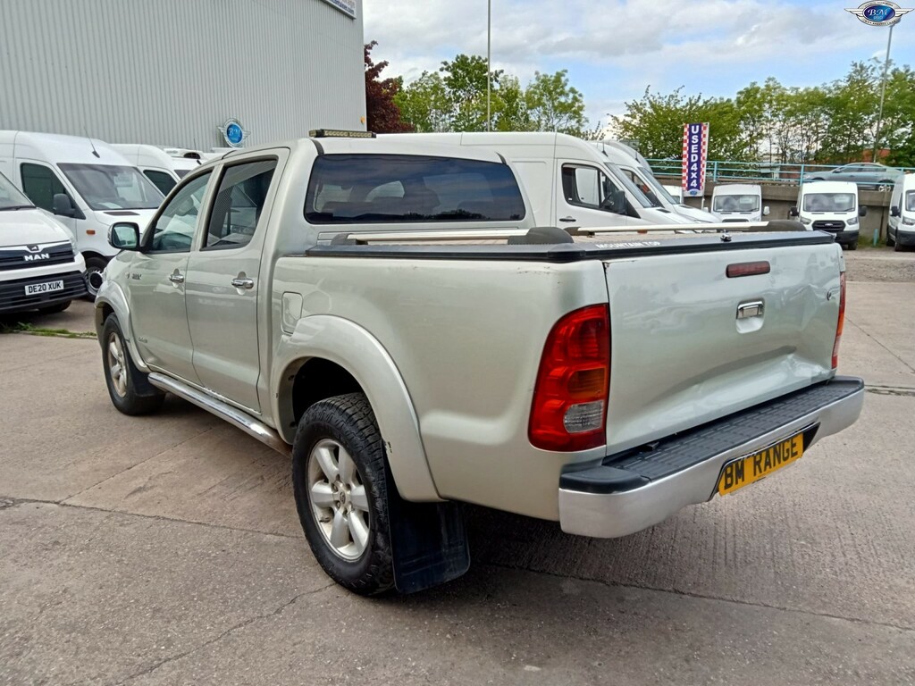 Toyota HILUX 3.0 D-4d Invincible 2010 Silver #5