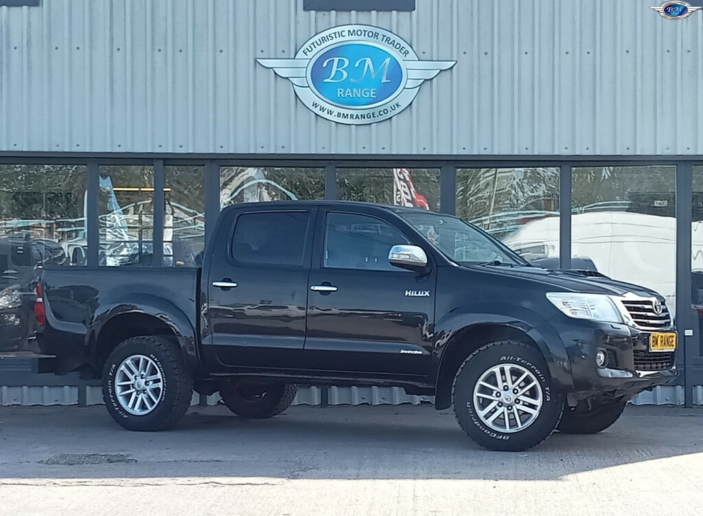 Toyota HILUX 3.0 D-4d Invincible 2012 Black