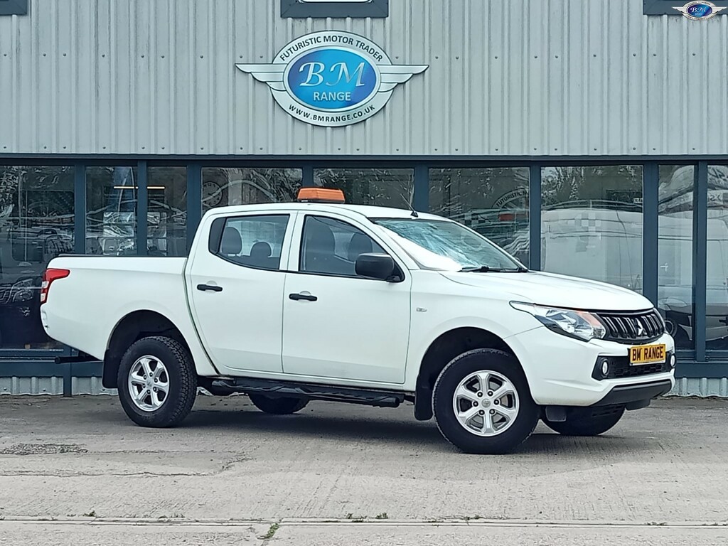 Mitsubishi L200 2.4 Di-d Dc 4Life 2016 White