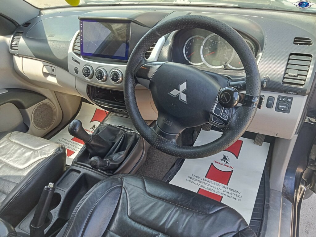Mitsubishi L200 2.5 Di-d Barbarian 2010 VN10MXW Blue #2