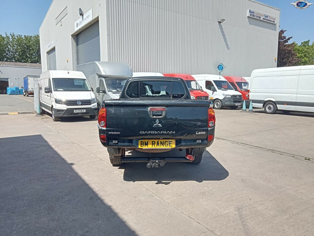 Mitsubishi L200 2.5 Di-d 4X4 4Life Lb Dcb 0D 134 Bhp White #6