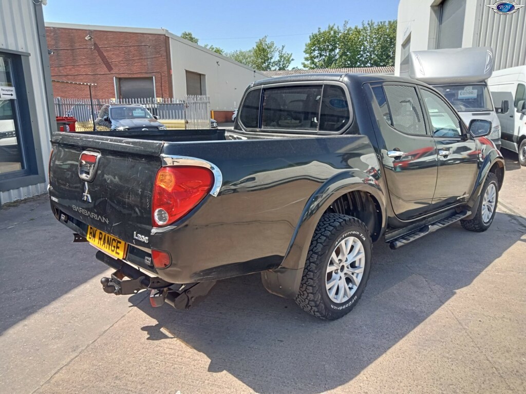 Mitsubishi L200 2.5 Di-d 4X4 4Life Lb Dcb 0D 134 Bhp White #8