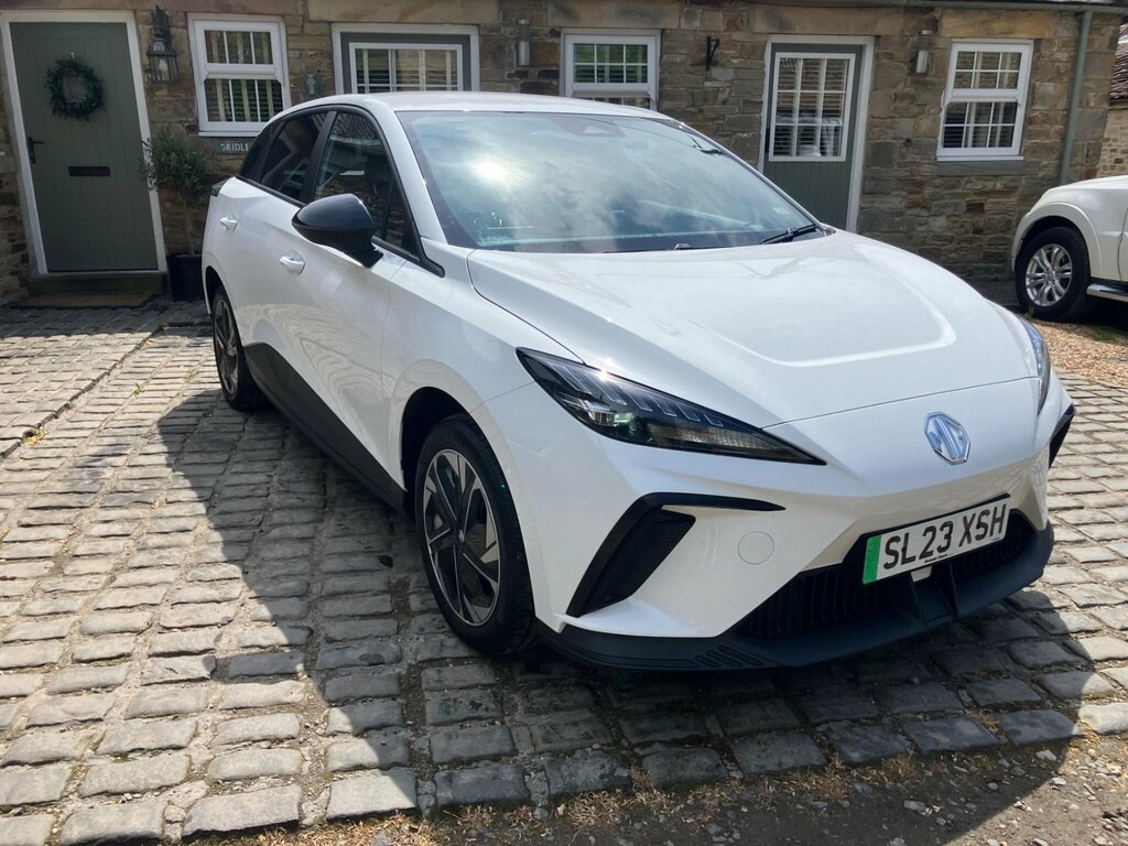 MG MG4 51Kwh Se SL23XSH White #4