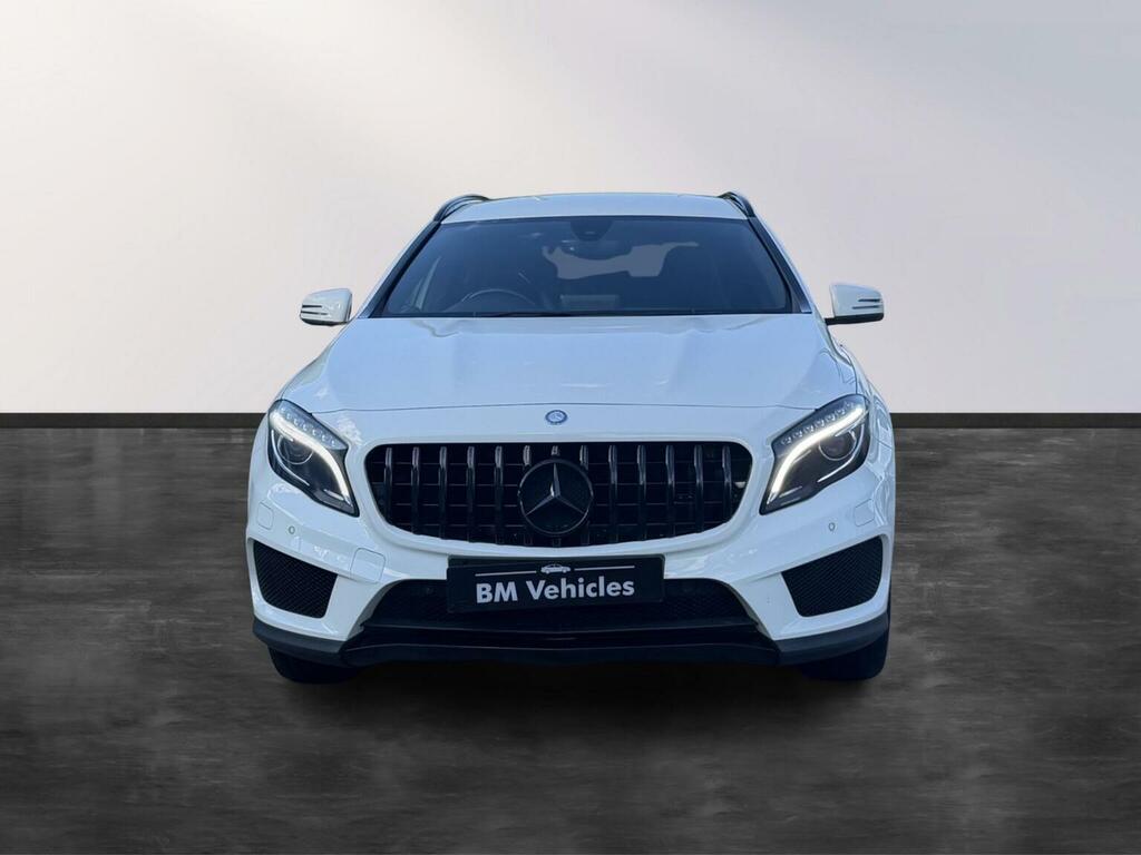 Mercedes-Benz GLA Class Suv 2.1 Gla220d Amg Line Premium 7G-dct 4Matic E SM66MXA White #2