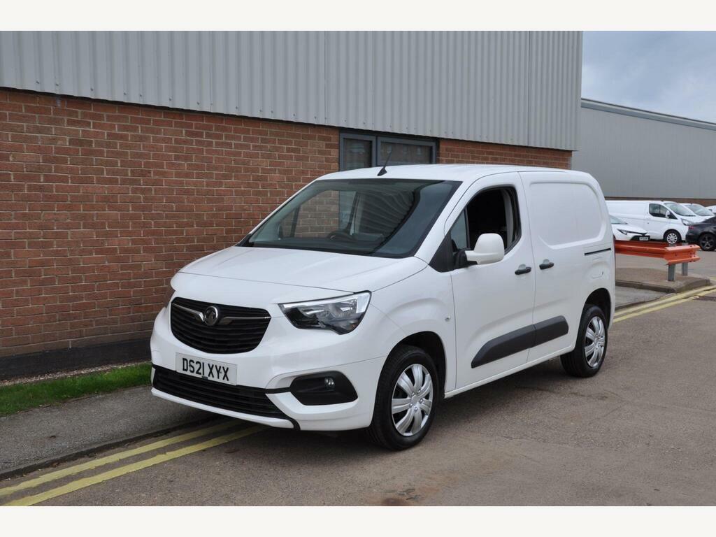 Vauxhall Combo 1.5 Turbo D 2300 Sportive L1 H1 Euro 6 White