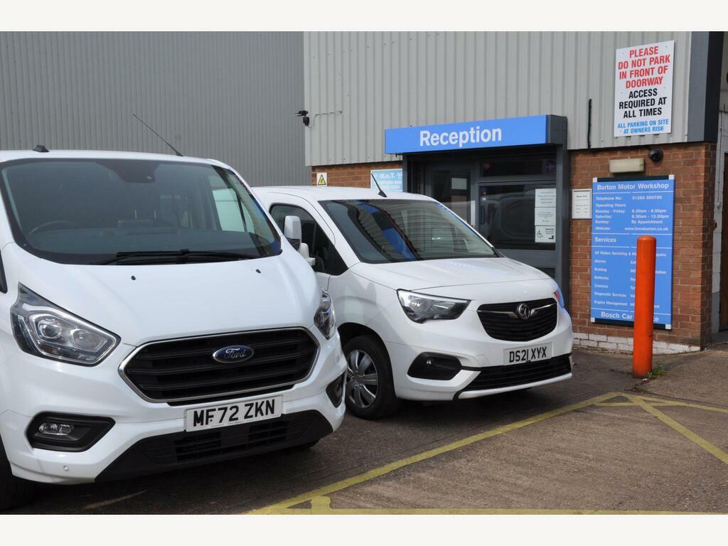 Vauxhall Combo 1.5 Turbo D 2300 Sportive L1 H1 Euro 6 DS21XYX White #5