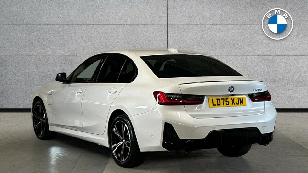 BMW 3 Series 330E M Sport Saloon LD75XJM #2
