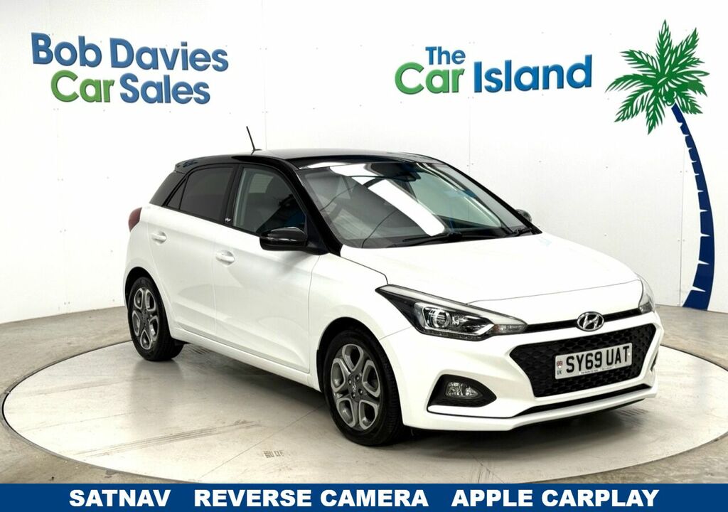 Hyundai I20 Play Hatchback White