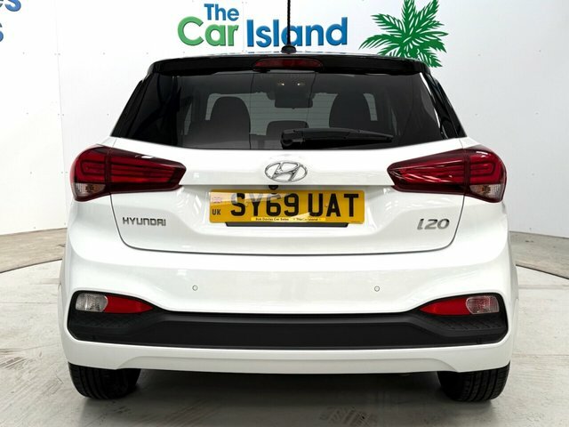Hyundai I20 Play Hatchback SY69UAT White #6