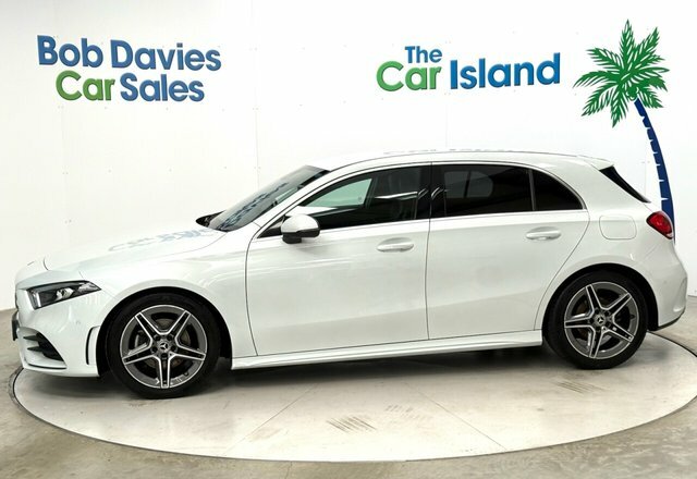 Mercedes-Benz A Class A180 Amg Line Executive VX70RYT White #5