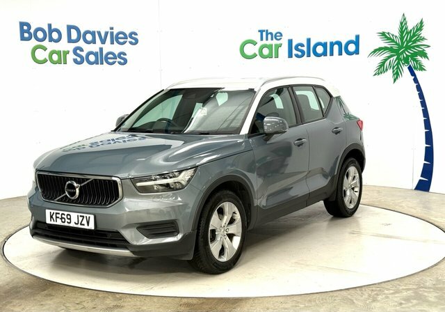 Volvo XC40 T3 Momentum Suv KF69JZV Grey #3