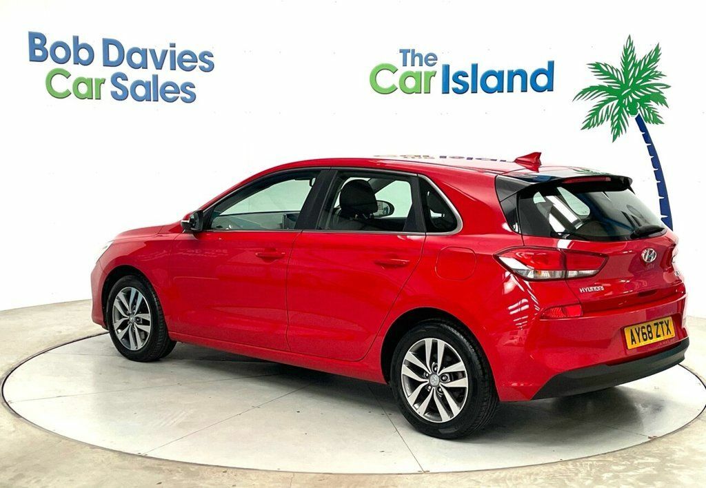 Hyundai I30 T-gdi Blue Drive Se Red #6