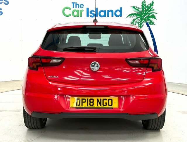 Vauxhall Astra Sri Hatchback DP18NGO Red #6