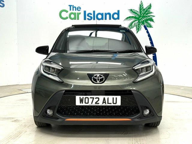Toyota Aygo X Vvt-i Limited Edition Canvas Green