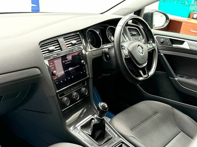 Volkswagen Golf Tsi Bluemotion Tech Se CE67UBV Grey #3