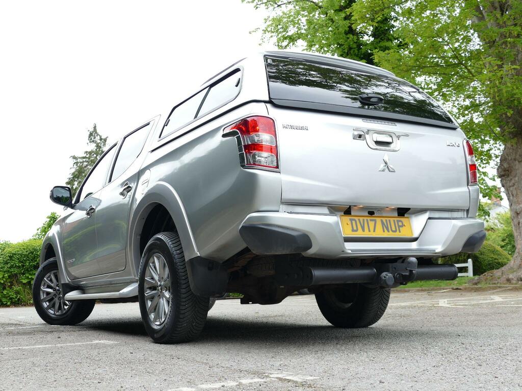 Mitsubishi L200 2.4 Di-d Dc Barbarian 4Wd Euro 6 Silver #6