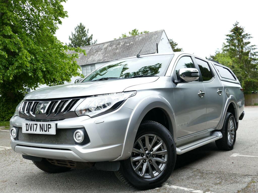 Mitsubishi L200 2.4 Di-d Dc Barbarian 4Wd Euro 6 Silver #2