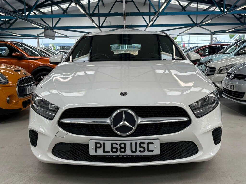 Mercedes-Benz A Class 1.5 A180d Se 7G-dct Euro 6 Ss PL68USC White #3