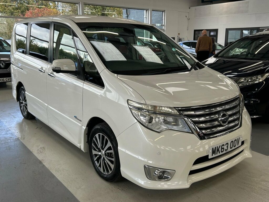 Nissan Serena 2.0 Hybrid Mpv Top Spec Very Low Miles Yellow