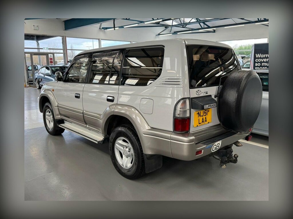 Toyota Prado 3.0 1Kd Engine Tz Model Very Rare NJ51LAA #4