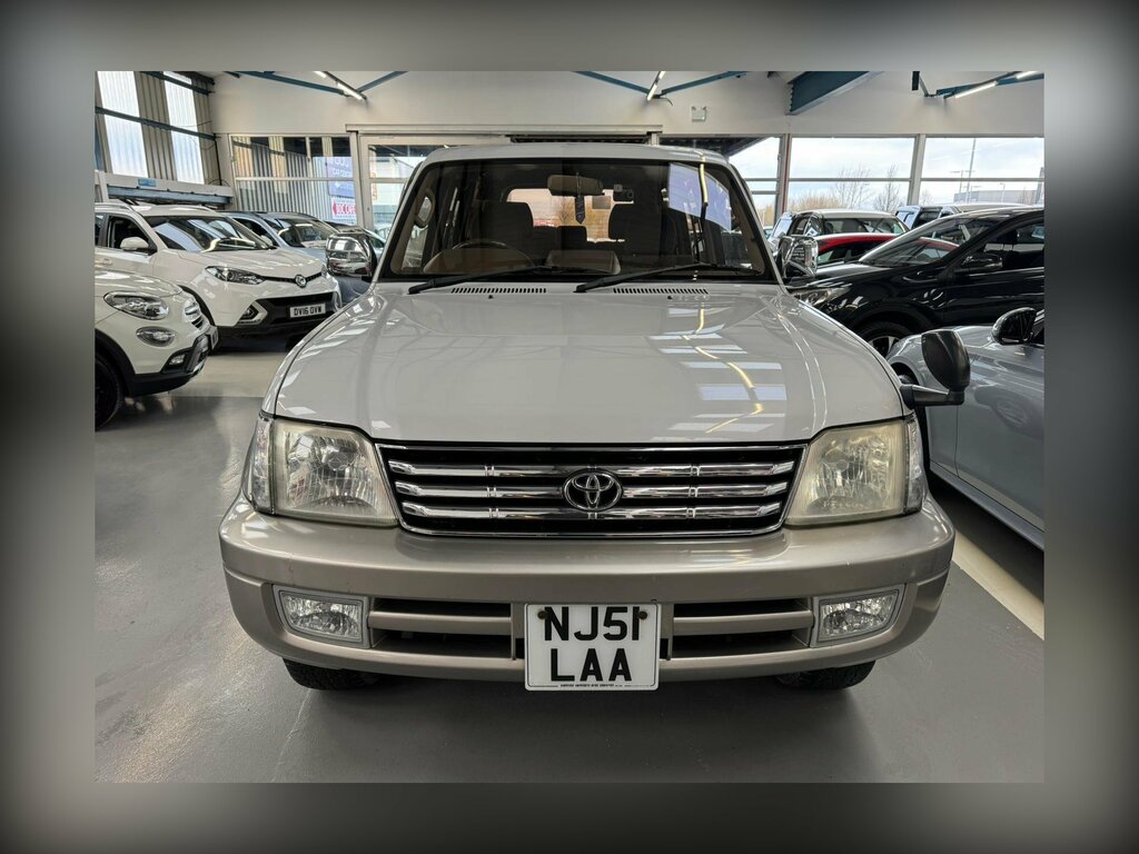 Toyota Prado 3.0 1Kd Engine Tz Model Very Rare NJ51LAA #2