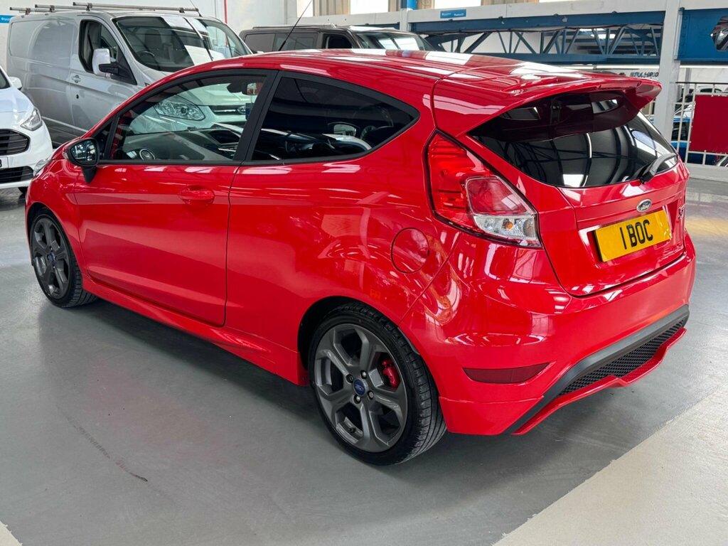 Ford Fiesta 1.6T Ecoboost St-2 Euro 5 YT15OZF Red #6