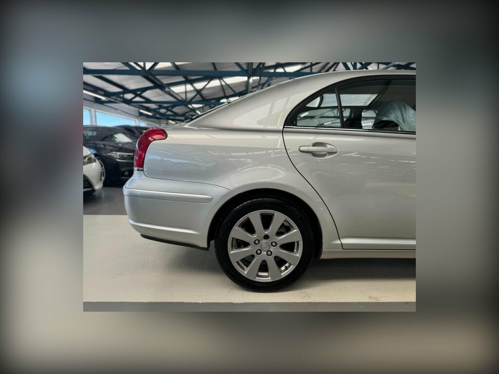Toyota Avensis 2.2 D-4d Tr Hatchback 156 Gkm, Silver #5