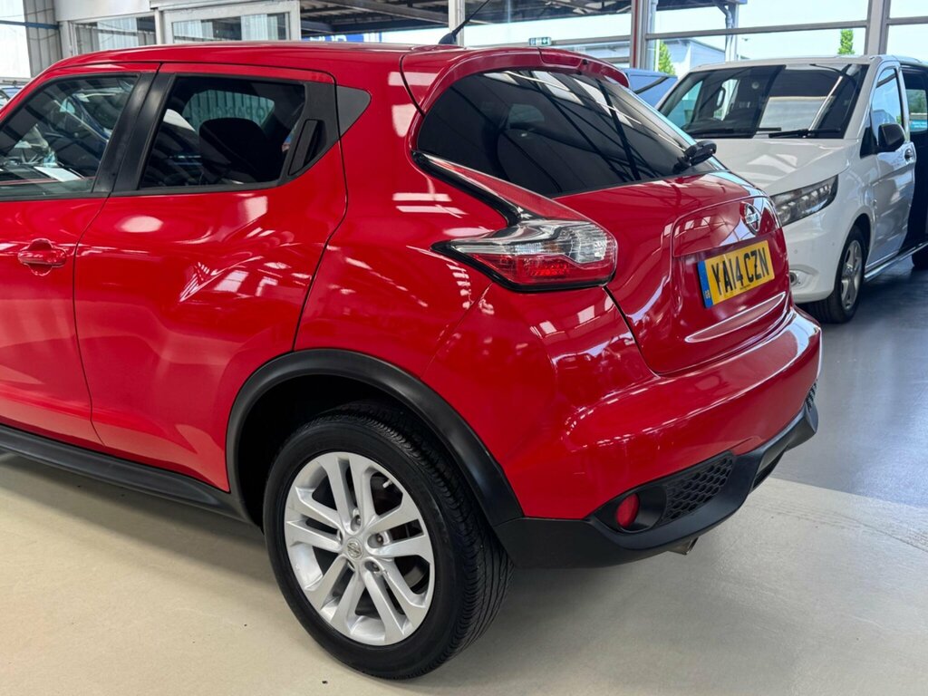 Nissan Juke 1.6 Acenta Xtron Euro 5 Red #6