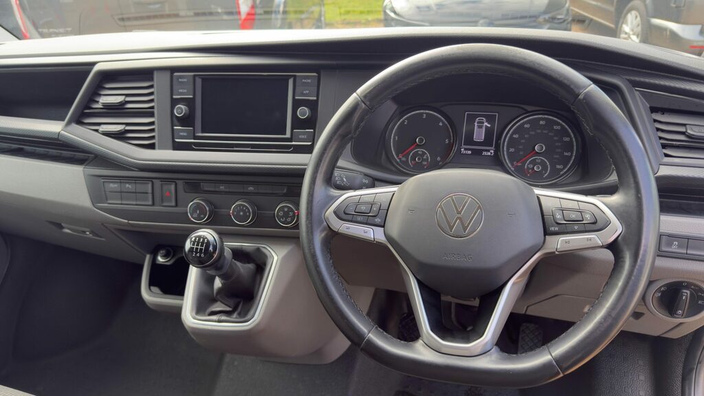 Volkswagen Transporter T28 Swb Highline 2.0Tdi 150Ps