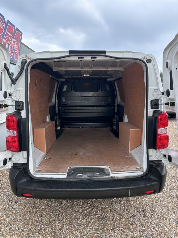 Citroen Dispatch 1000 1.5 Bluehdi 100 Van Enterprise Edition XL CF23LWO #2