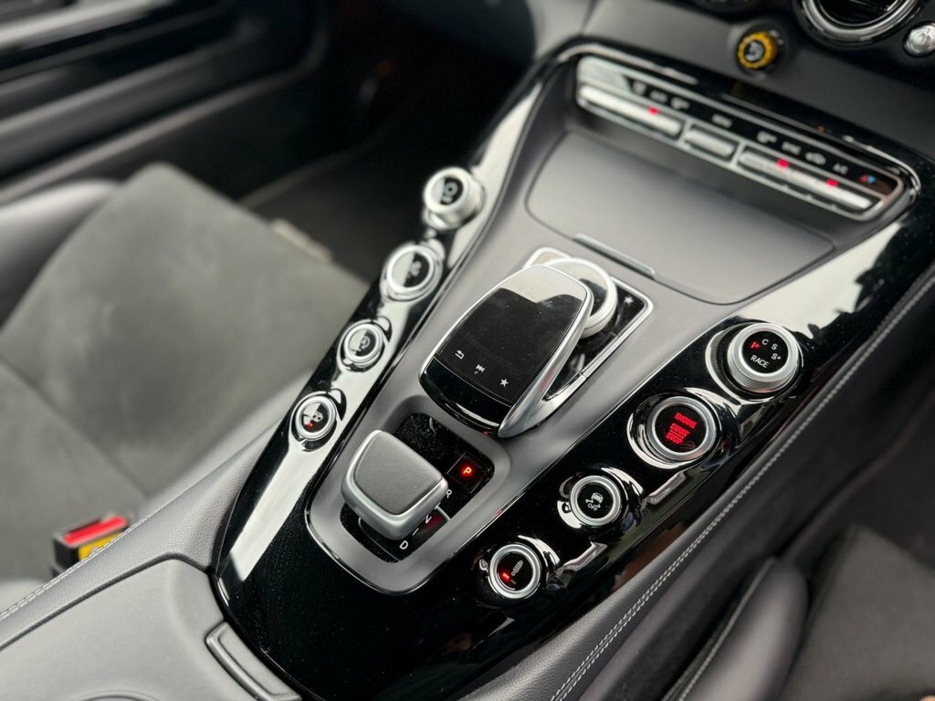 Mercedes-Benz AMG GT Estate Black #40