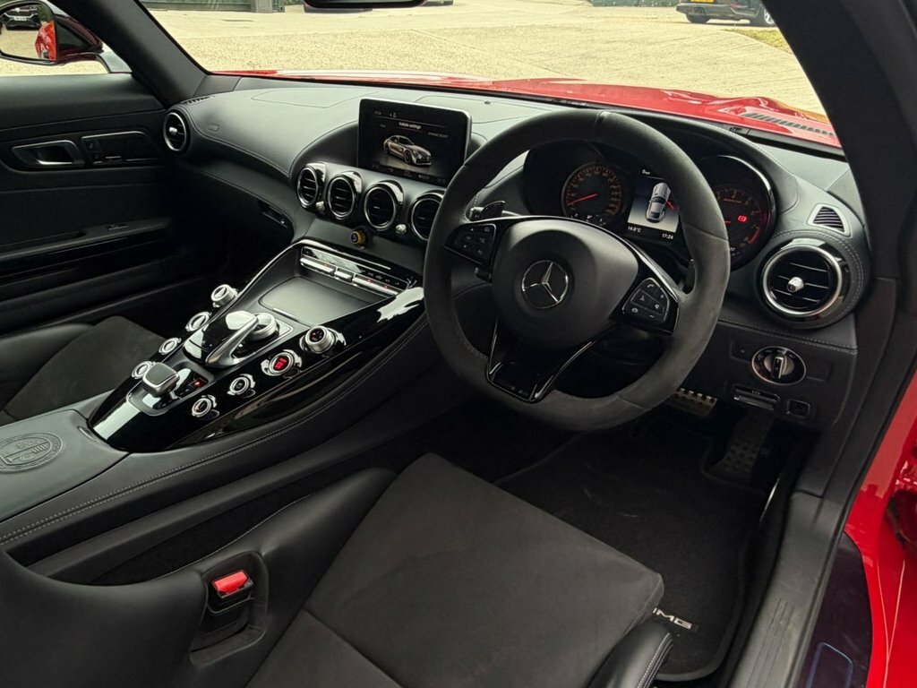 Mercedes-Benz AMG GT Estate Black #34