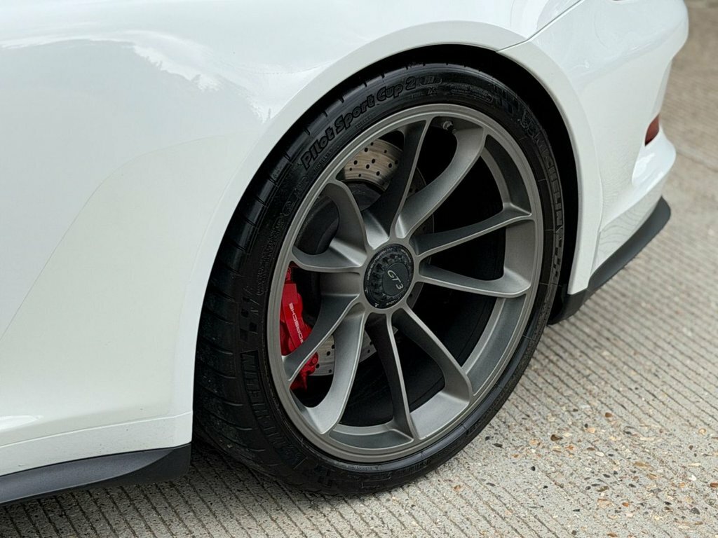 Porsche 911 3.8L 991 Gt3 White #6