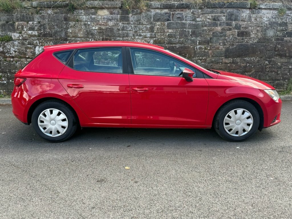 Seat Leon 1.2L S DS64SZL Red #4
