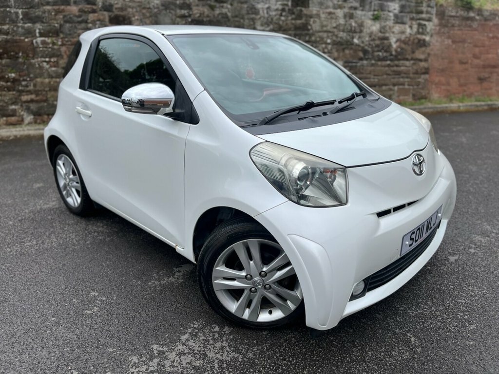 Toyota IQ 1.3L 3 White #3