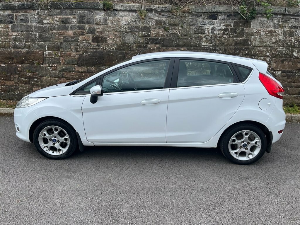 Ford Fiesta Hatchback NA12VDE White #4