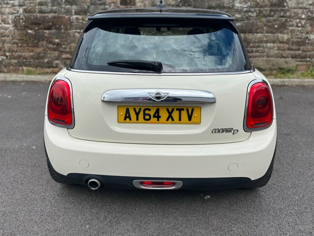 Mini Hatch 1.5L Cooper D White #6