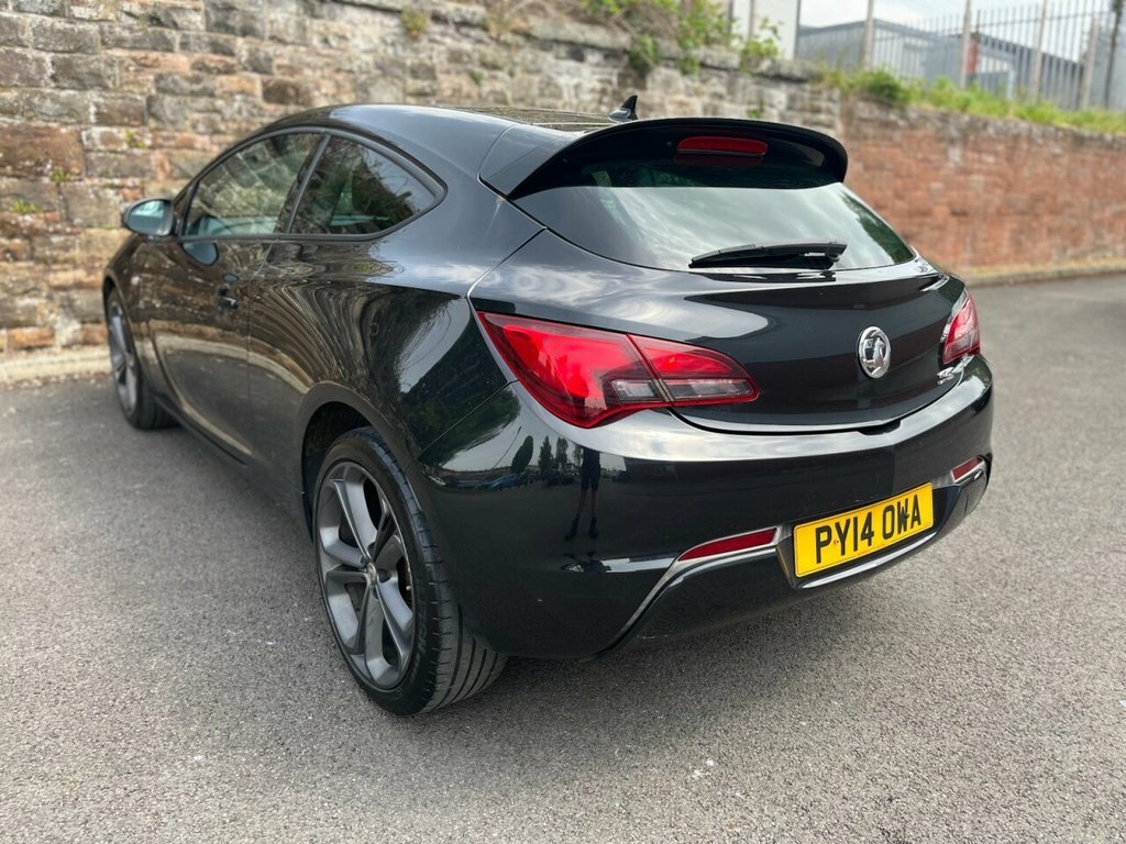 Vauxhall Astra GTC 1.7L Limited Edition Black #4