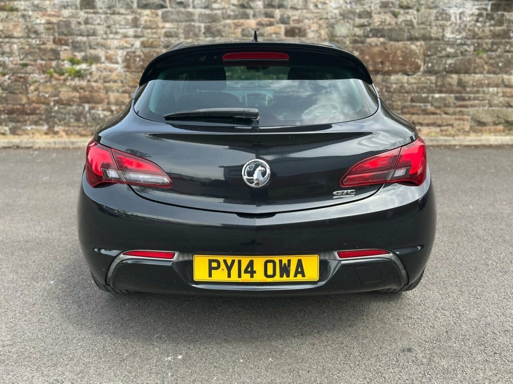 Vauxhall Astra GTC 1.7L Limited Edition Black #5