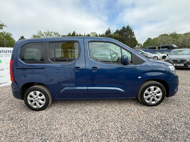 Vauxhall Combo Life 1.5 Turbo D Se Mpv Euro 6 S S SW21EHP Blue #3