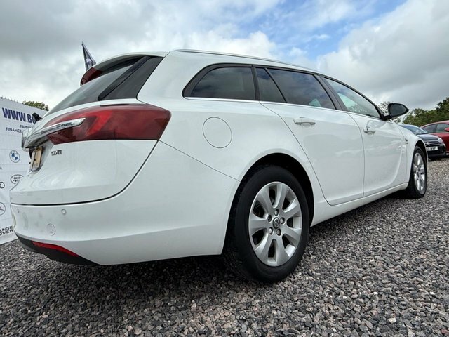 Vauxhall Insignia 2.0 Cdti Ecoflex Sri Nav Sports Tourer VN65CZL White #6