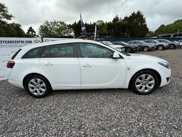 Vauxhall Insignia 2.0 Cdti Ecoflex Sri Nav Sports Tourer VN65CZL White #4