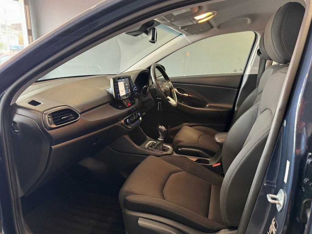 Hyundai I30 1.6L Se Nav Blue #6
