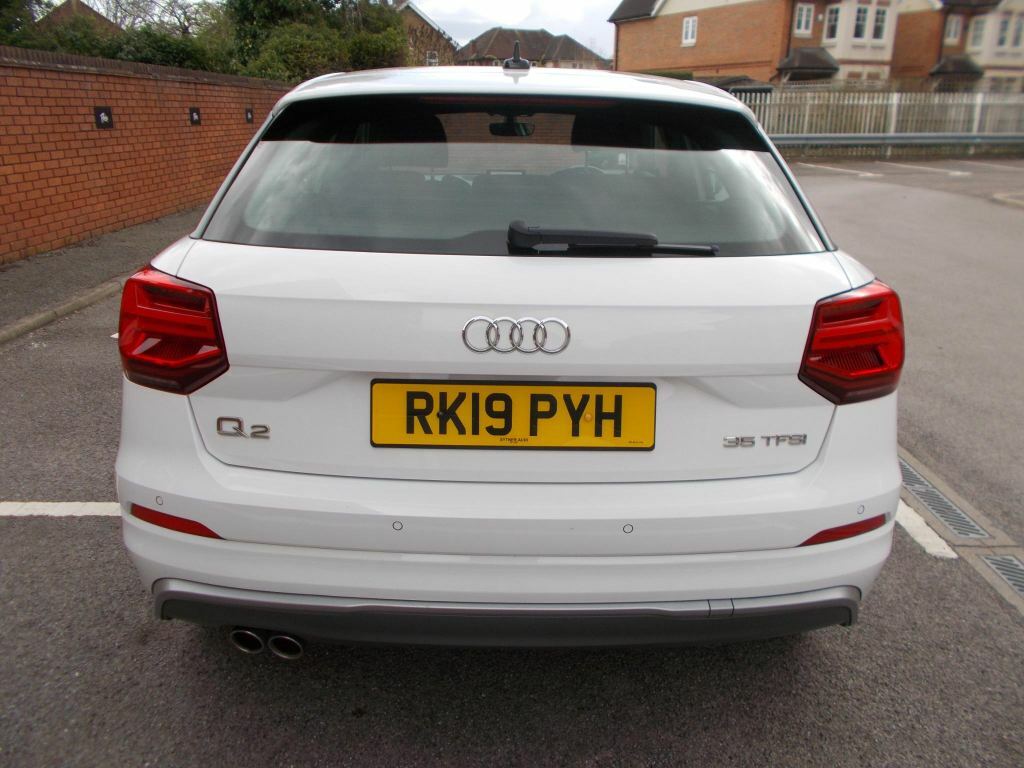 Audi Q2 Audi Q2 1.5 Tfsi Cod 35 S Line Suv S Tr RK19PYH White #6